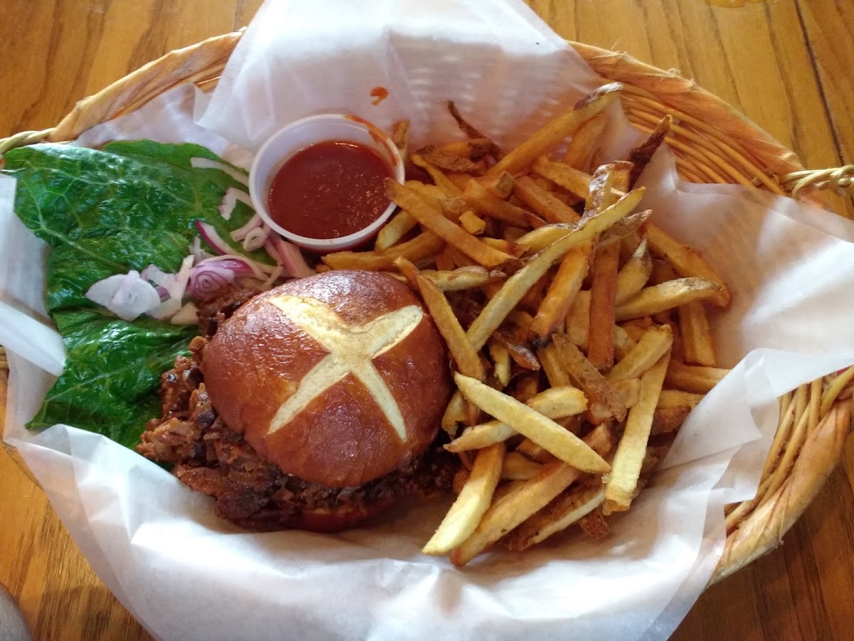 The Filling Station Pub & Grill-7